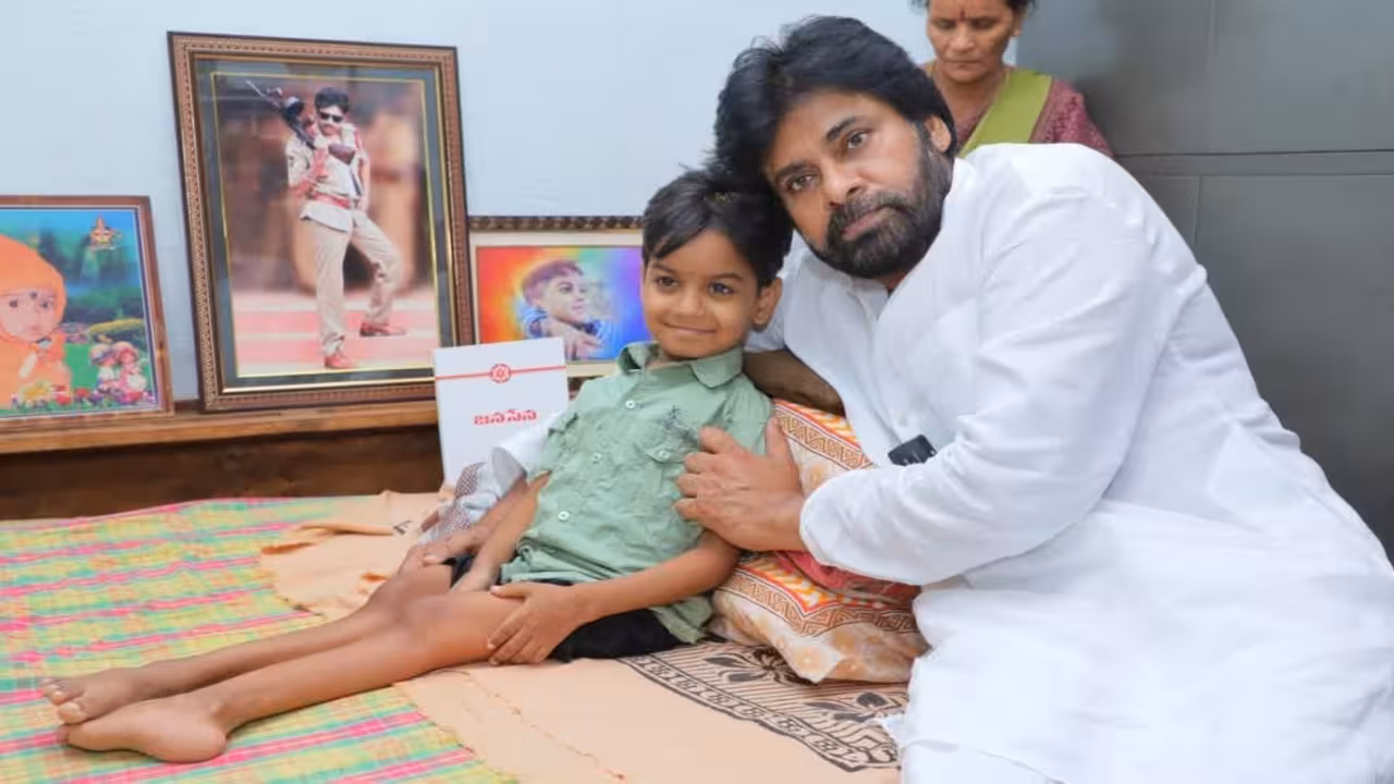 పవన్‌కల్యాణ్‌ అభిమాని నిరంజన్‌ మృతి