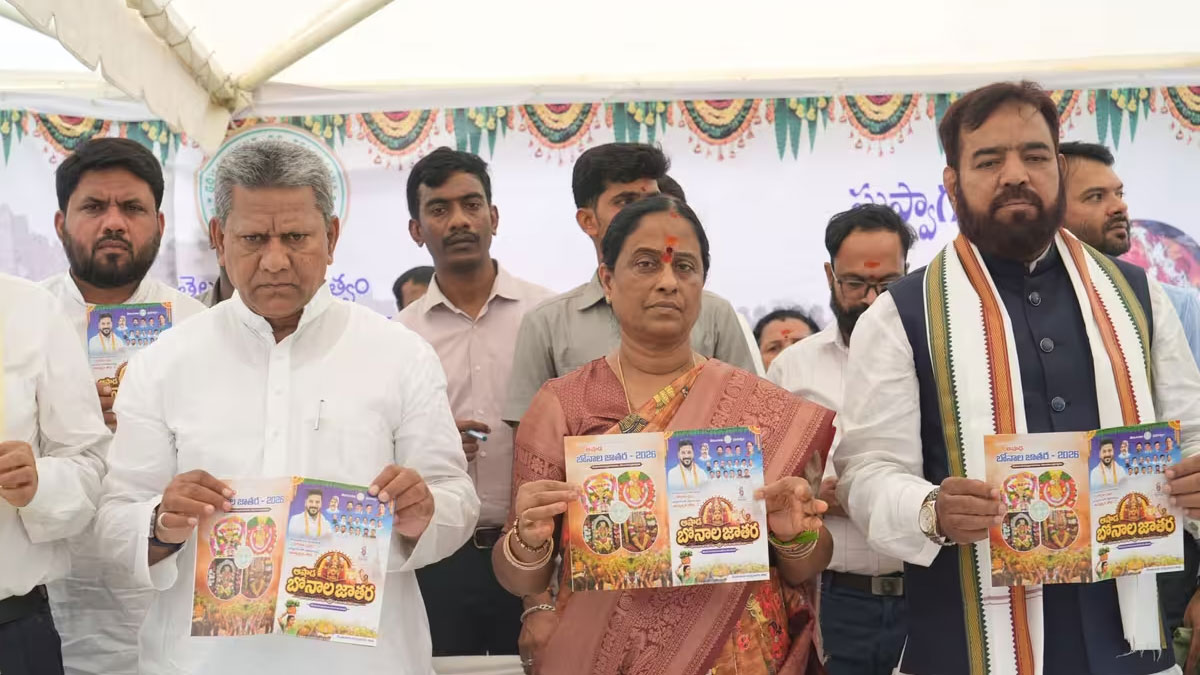 ఆషాడం బోనాలకు మంత్రి కొండా సురేఖ మార్గదర్శకం