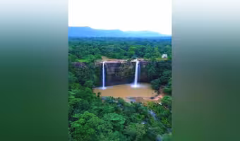 కనుల విందు..ఖరల్‌ధాస్ జలపాతం పరవళ్లు!